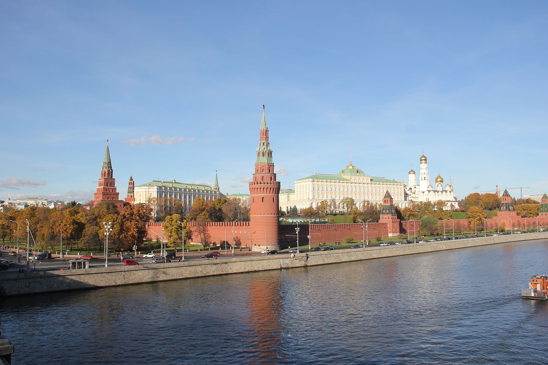 Кремль использует американцев для распространения предвыборных фейков
