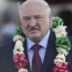 Лукашенко завершил визит в Зимбабве: к трапу его провожал козел ➤ Prozoro.net.ua