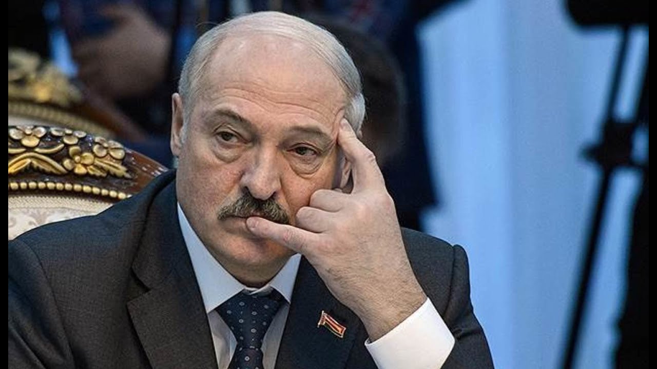 «Придется воевать». Лукашенко паникует