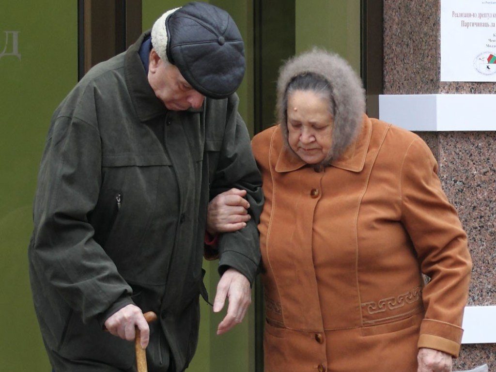 Частині пенсіонерів піднімуть виплати у квітні  ➤ Prozoro.net.ua