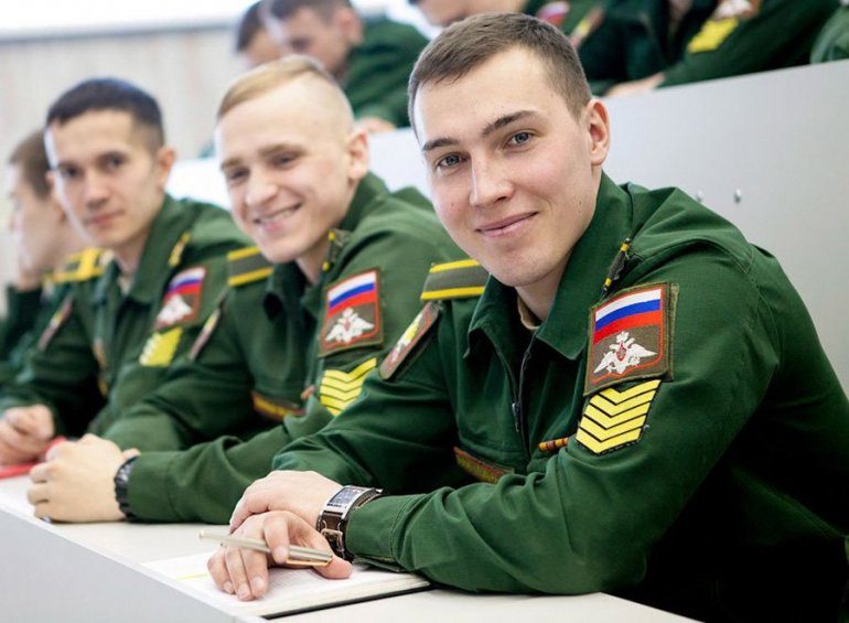 «Шла пена изо рта»: в РФ трое военных курсантов одновременно скончались ➤ Prozoro.net.ua