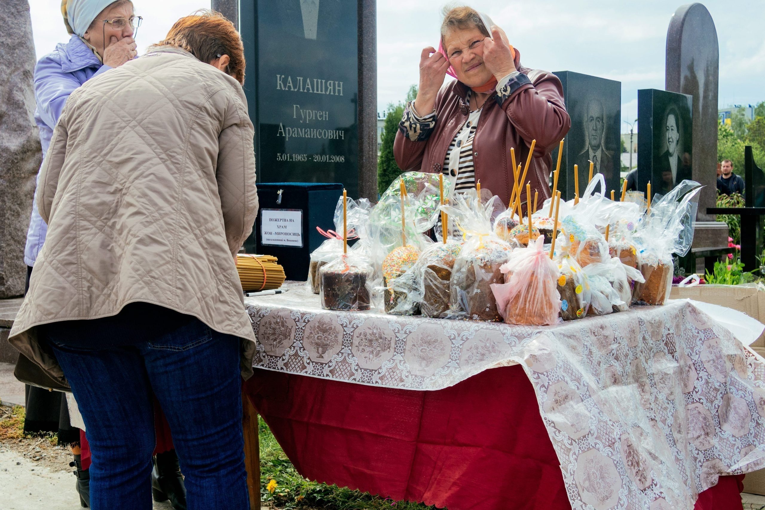 Що не можна робити на цвинтарі, щоб не викликати біду