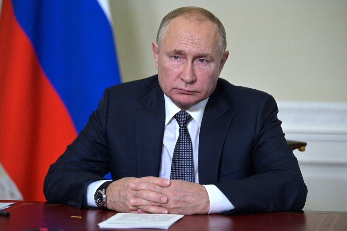 Зеленський відповів на заяву Путіна про свою “нелегітимність” 