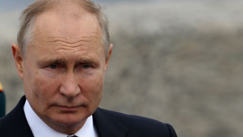 Рассекречены четыре двойника путина: какая между ними разница