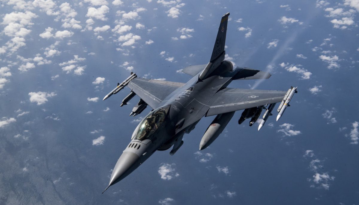 Американський пілот F-16 висміяв російську авіацію
