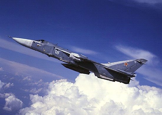 В Росії партизани спалили новий літак Су-24 на авіазаводі: відео
