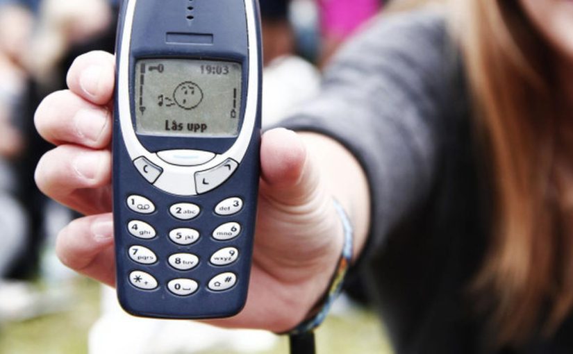 Старі мобільні телефони можуть коштувати тисячі євро ➤ Prozoro.net.ua
