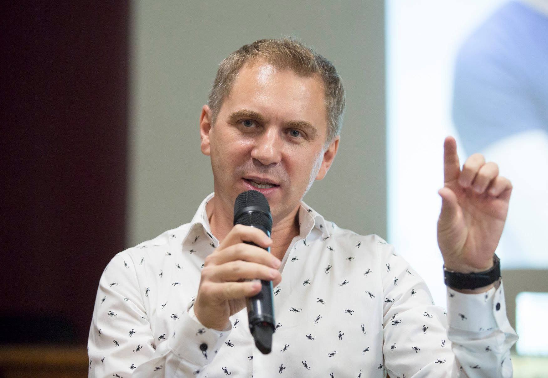 Как сказать на украинском «однофамилец»: неожиданный ответ