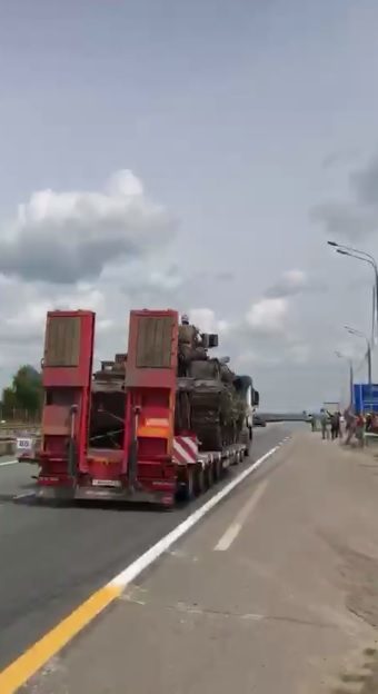 Вагнерівці зайняли адмінбудівлі у Ростові та пішли захоплювати Воронеж