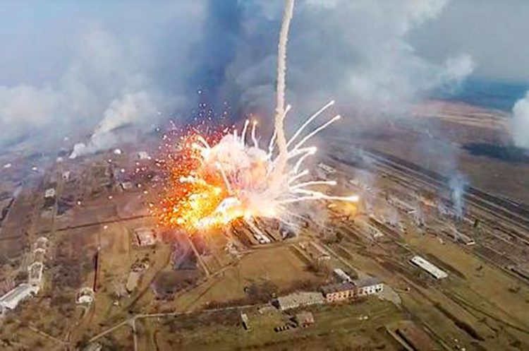 «Писающий мальчик» указал ВСУ на склад боеприпасов врага: видео
