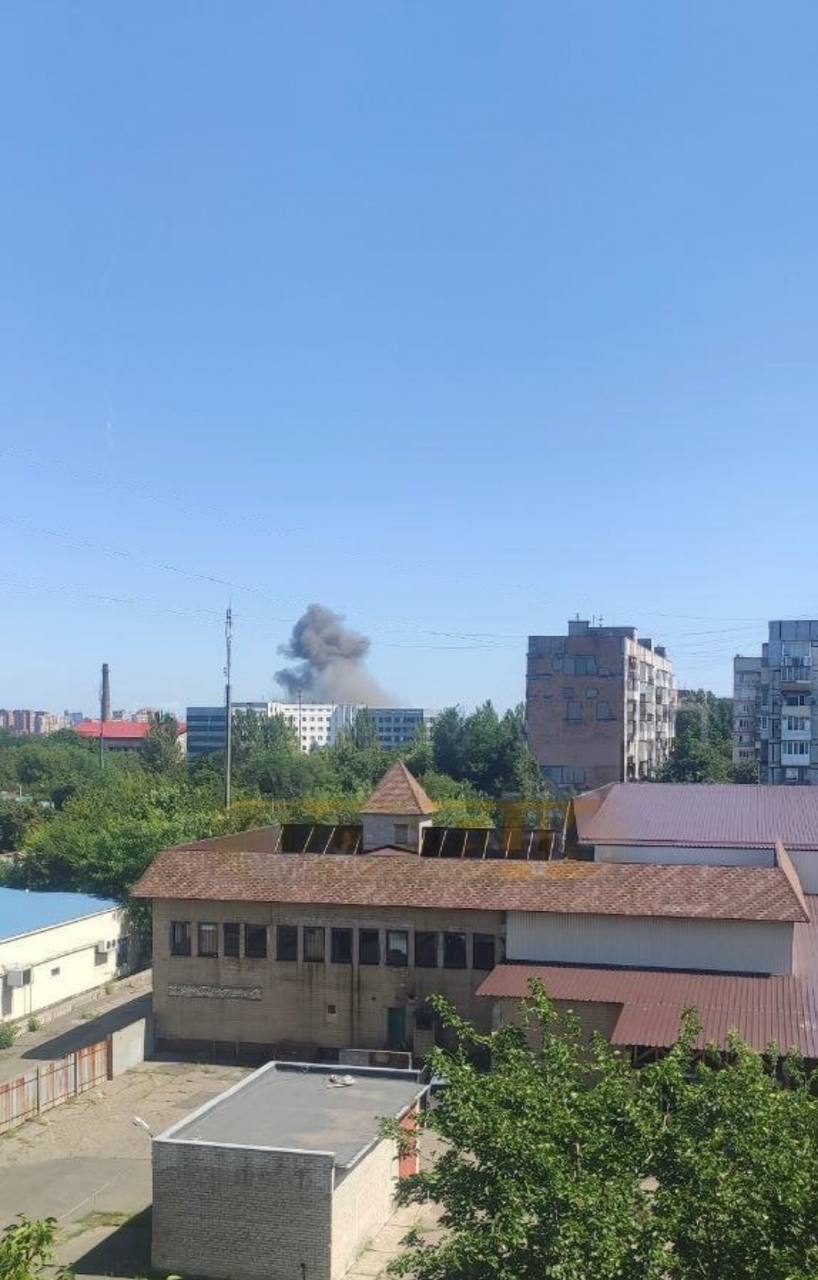 У Донецьку пролунав сильний вибух: фото та відео ➤ Prozoro.net.ua