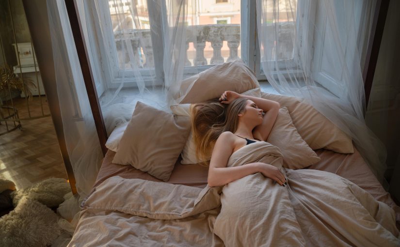 Чому небезпечно спати з відкритим вікном у кімнаті ➤ Prozoro.net.ua
