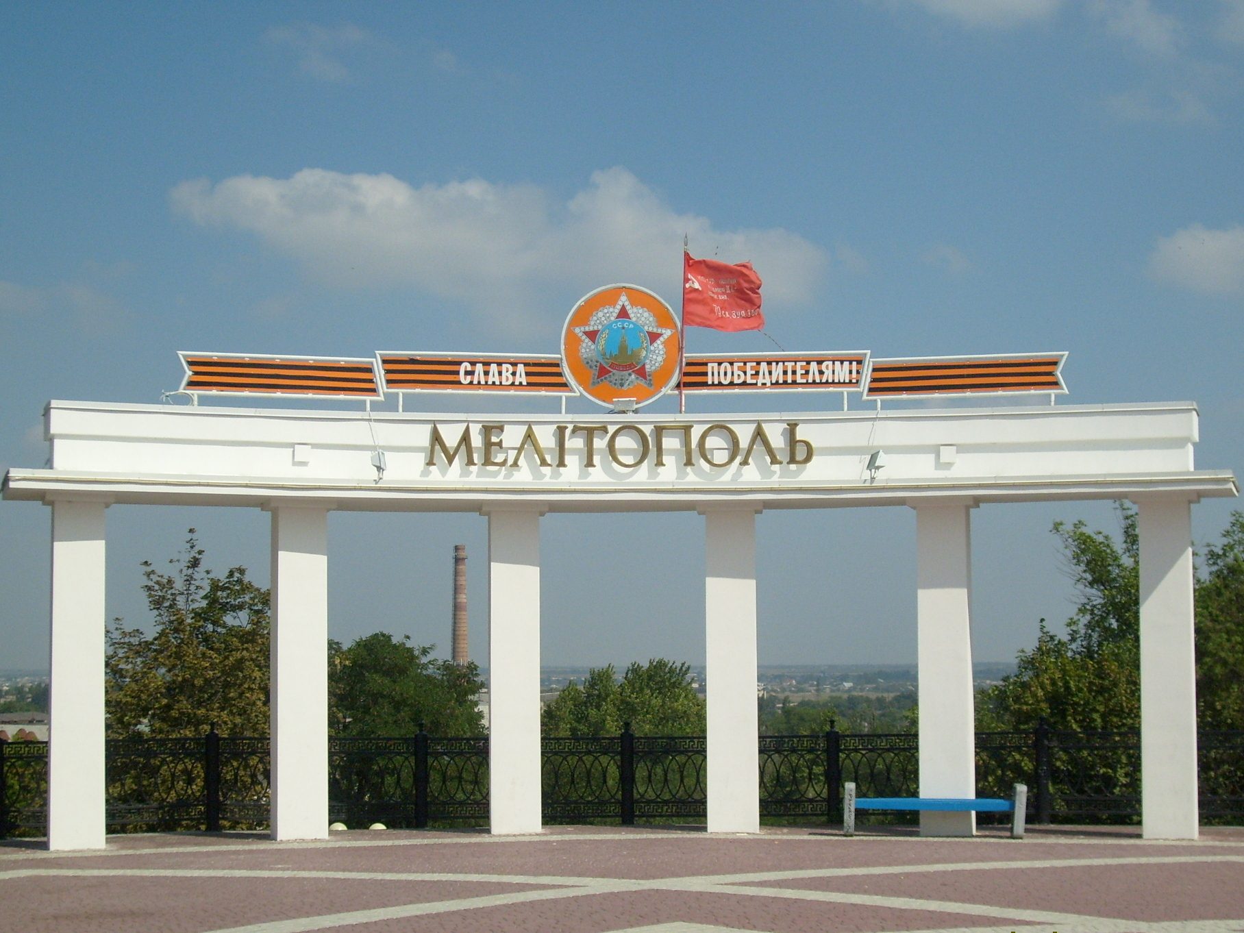 Навколо Мелітополя з’явилися “підземні міста”: що планують окупанти