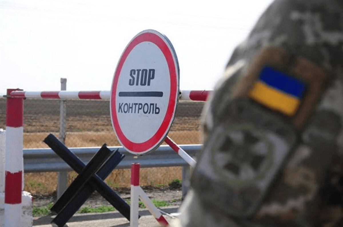 Уряд дозволив виїзд за кордон ще одній категорії чоловіків ➤ Prozoro.net.ua