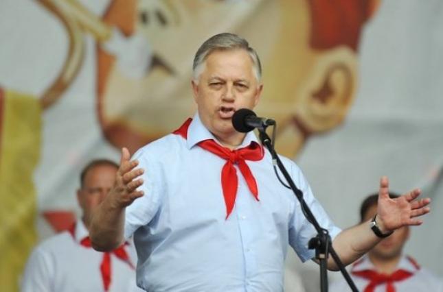 Жив як цар: з’явилися фото шикарного маєтку комуніста Симоненка