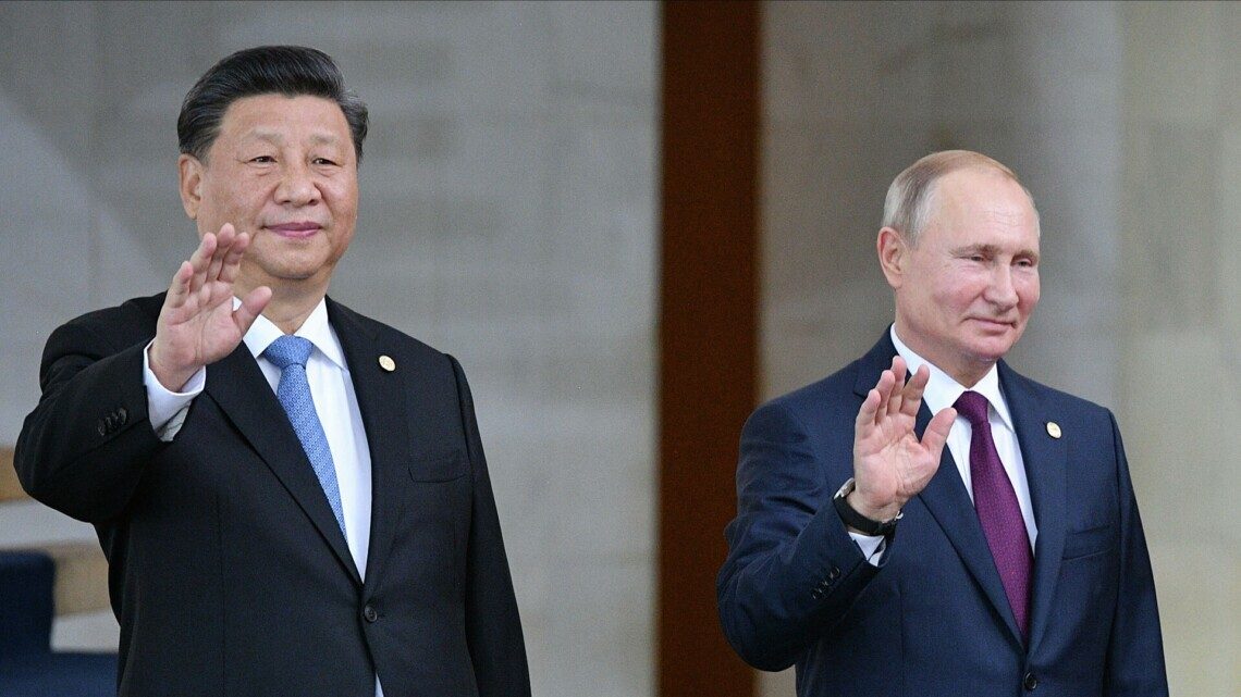 Только два человека могут заставить Путина прекратить войну