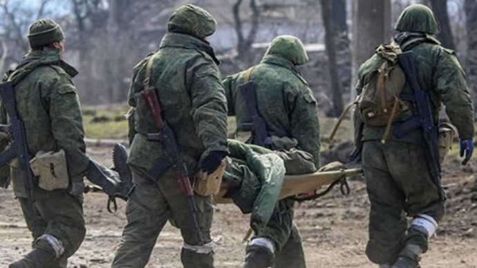 «Загадкова хвороба” косить армію РФ у Маріуполі: вже 11 загиблих