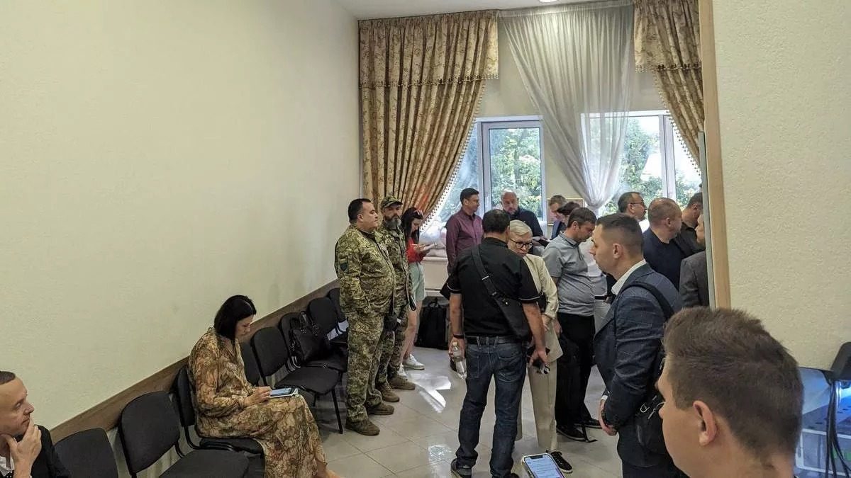 У мережі обурені появою Горбунова, на суді у Коломойського