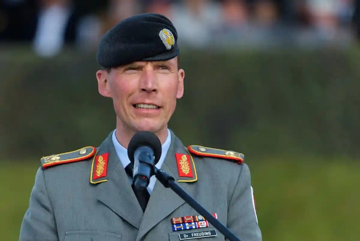 Немецкий генерал назвал новую дату завершения войны