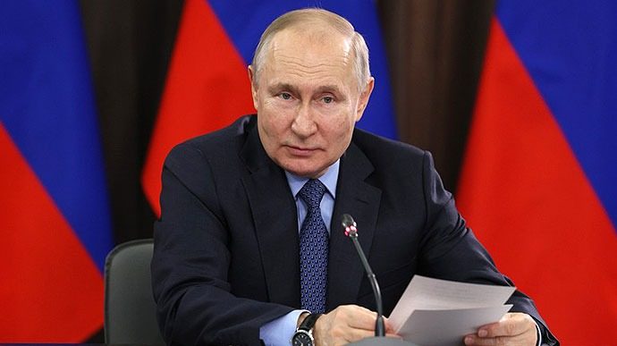 Путин уже давно никто: вот кто на самом деле “рулит” Россией