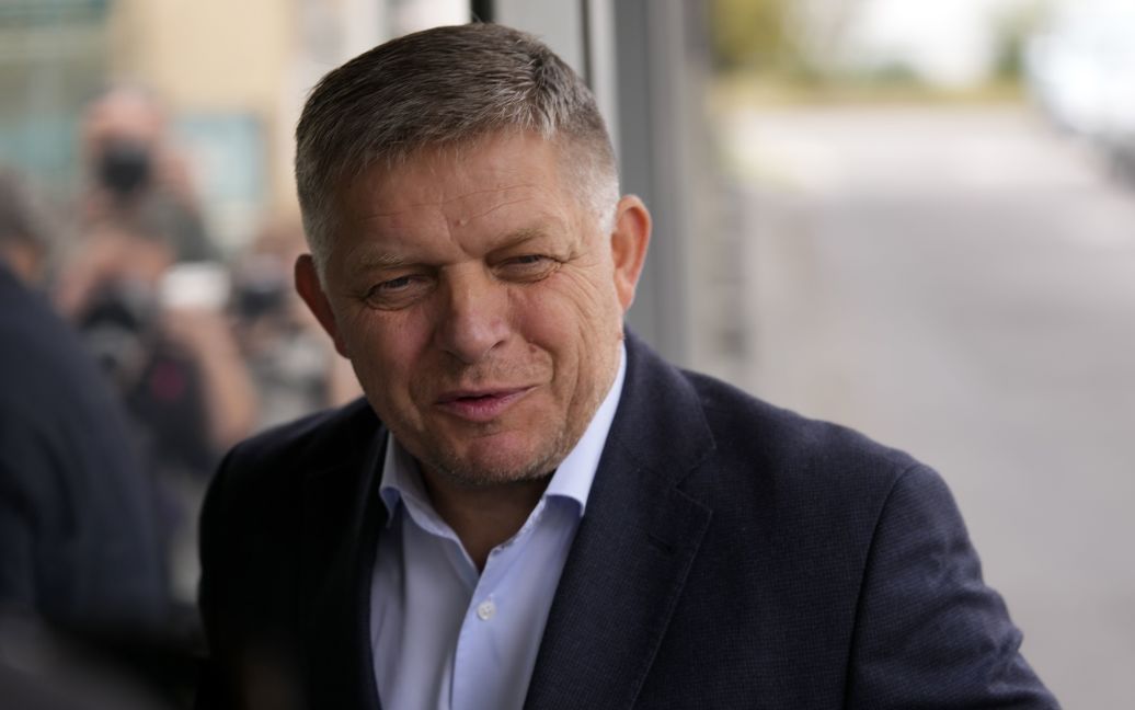 Словаччина припиняє постачати військову допомогу Україні