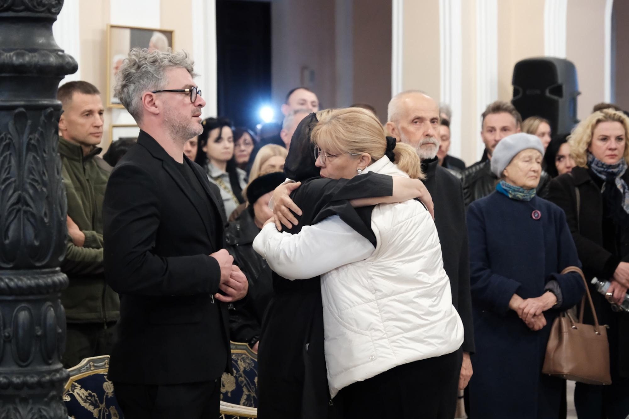 Ось що заявили родичі Ніни Матвієнко після похорону