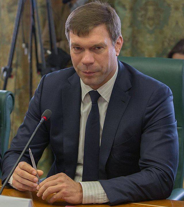 Замах на Царьова: всі версії інциденту
