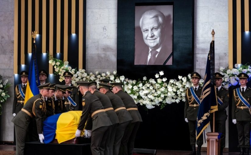 Як виглядає могила Кравчука: шокуюче фото ➤ Prozoro.net.ua