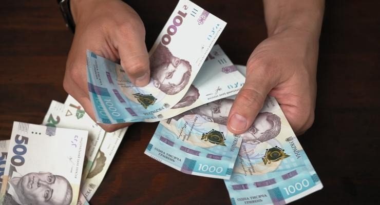 Майже 22 тисячі на місяць: українцям перерахують зарплати у 2024 році
