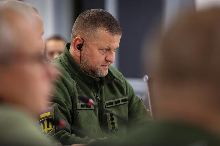 У Зеленського відповіли на заяву Безуглої про відставку Залужного