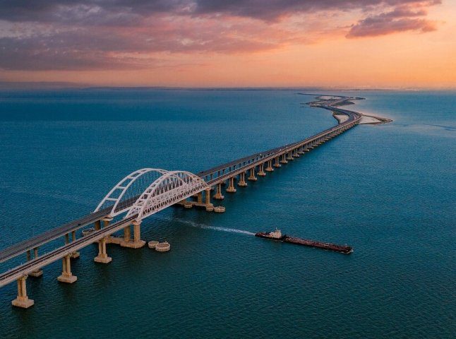 Ударити по Кримському мосту Україні “допомогла” росіянка
