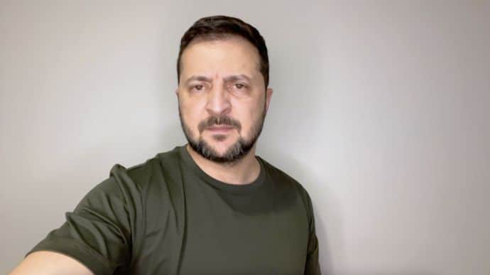 Зеленський заявив, чи сяде Україна за стіл переговорів з росією
