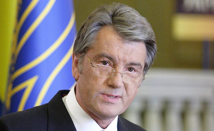 Ющенко пояснив, чому США вигідно допомагати Україні у війні