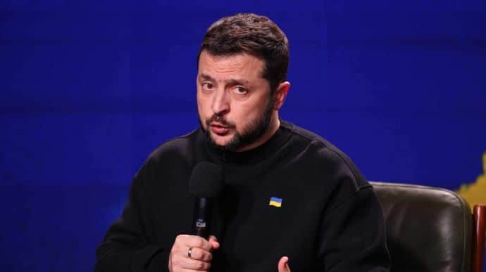Фотограф крупным планом показал обувь Зеленского