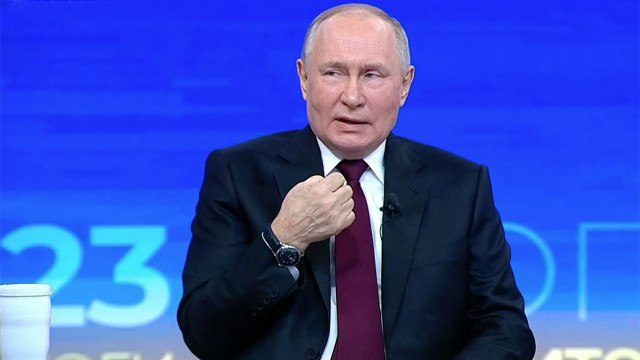 Путін назвав винних у спалаху небезпечного захворювання в РФ: українці та яйця