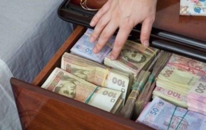 Жінка виманила у пошти 159 тисяч: що вигадала
