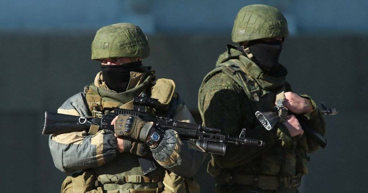 У Криму диверсантки отруїли 46 вояк і, відстрілюючись, втікли