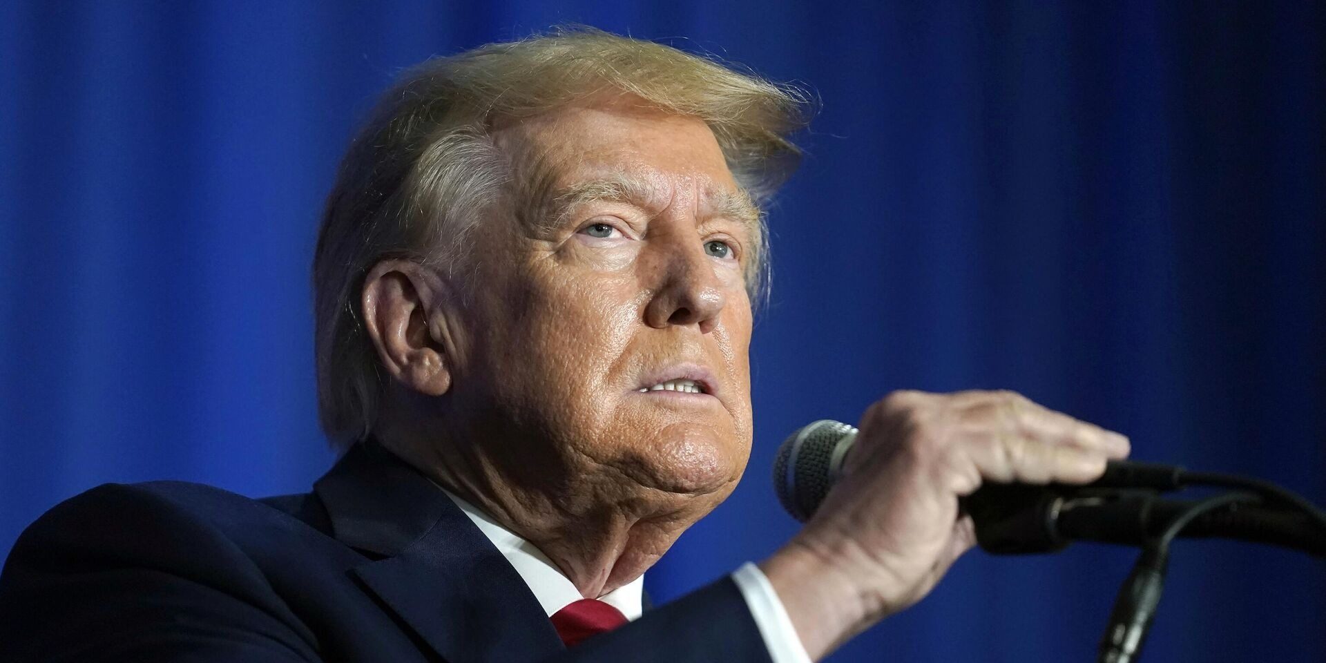 Зеленский позвал Трампа в Киев «закончить войну»