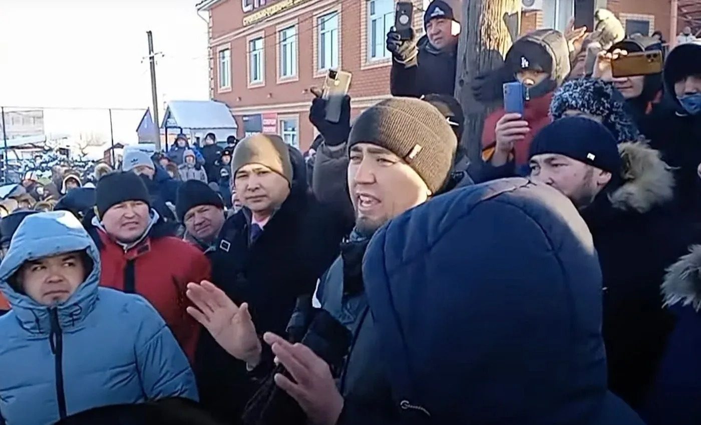 В РФ вспыхнули многотысячные протесты