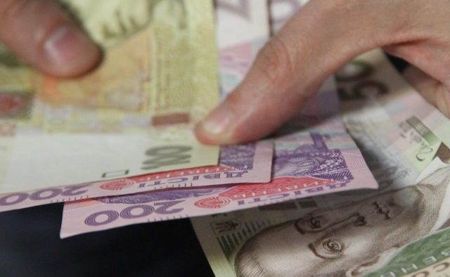 В Україні перерахують пенсії тричі: кому додадуть тисячі грн