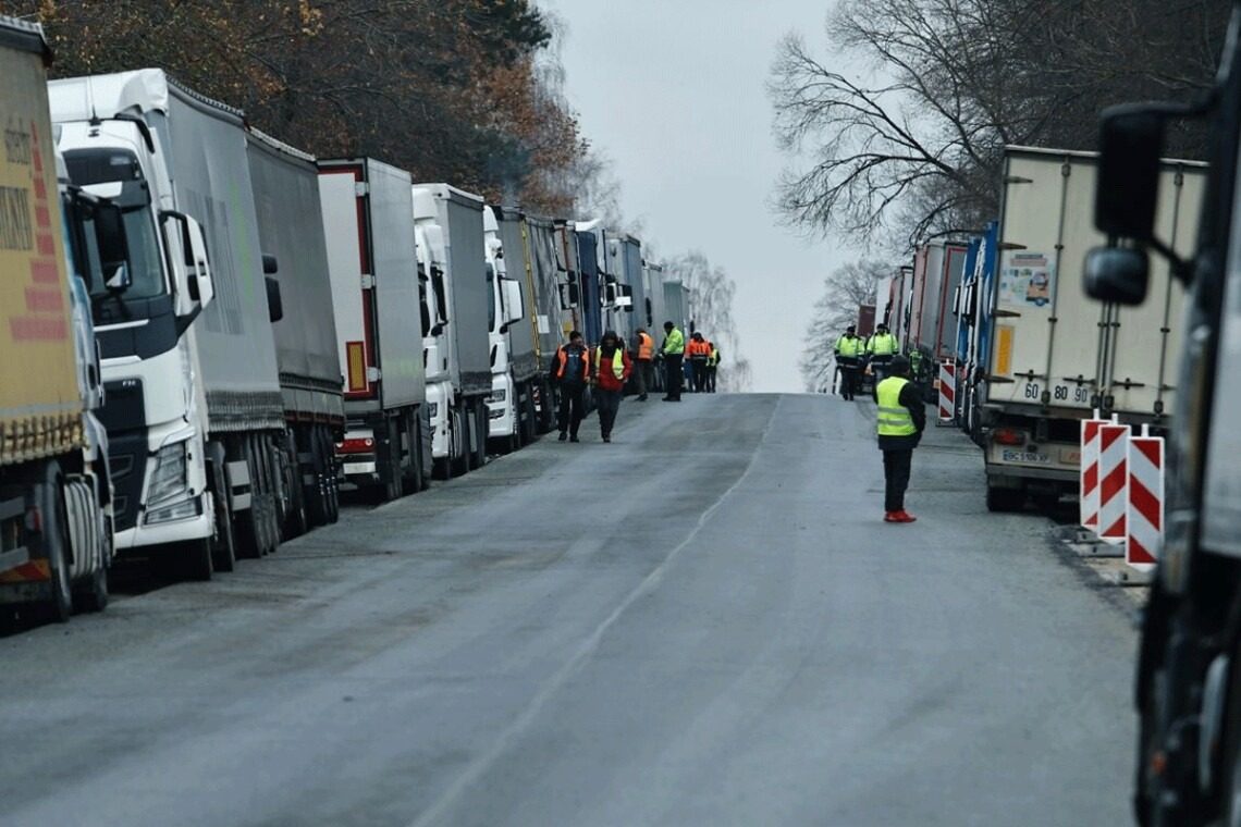 Блокада кордону: що на протести поляків може відповісти Україна