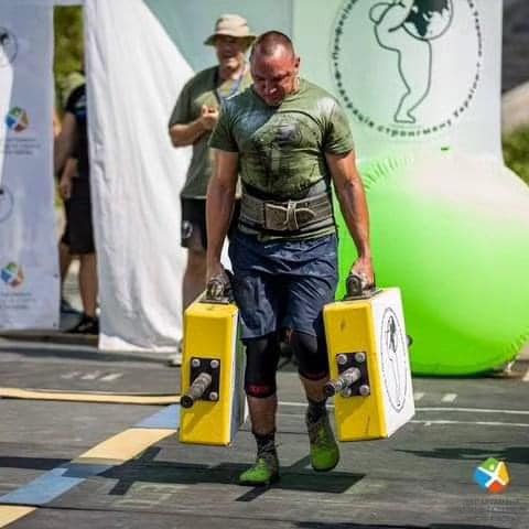 На війні проти РФ загинув чемпіон світу з паверліфтингу: фото 7 На війні проти РФ загинув чемпіон світу з паверліфтингу: фото