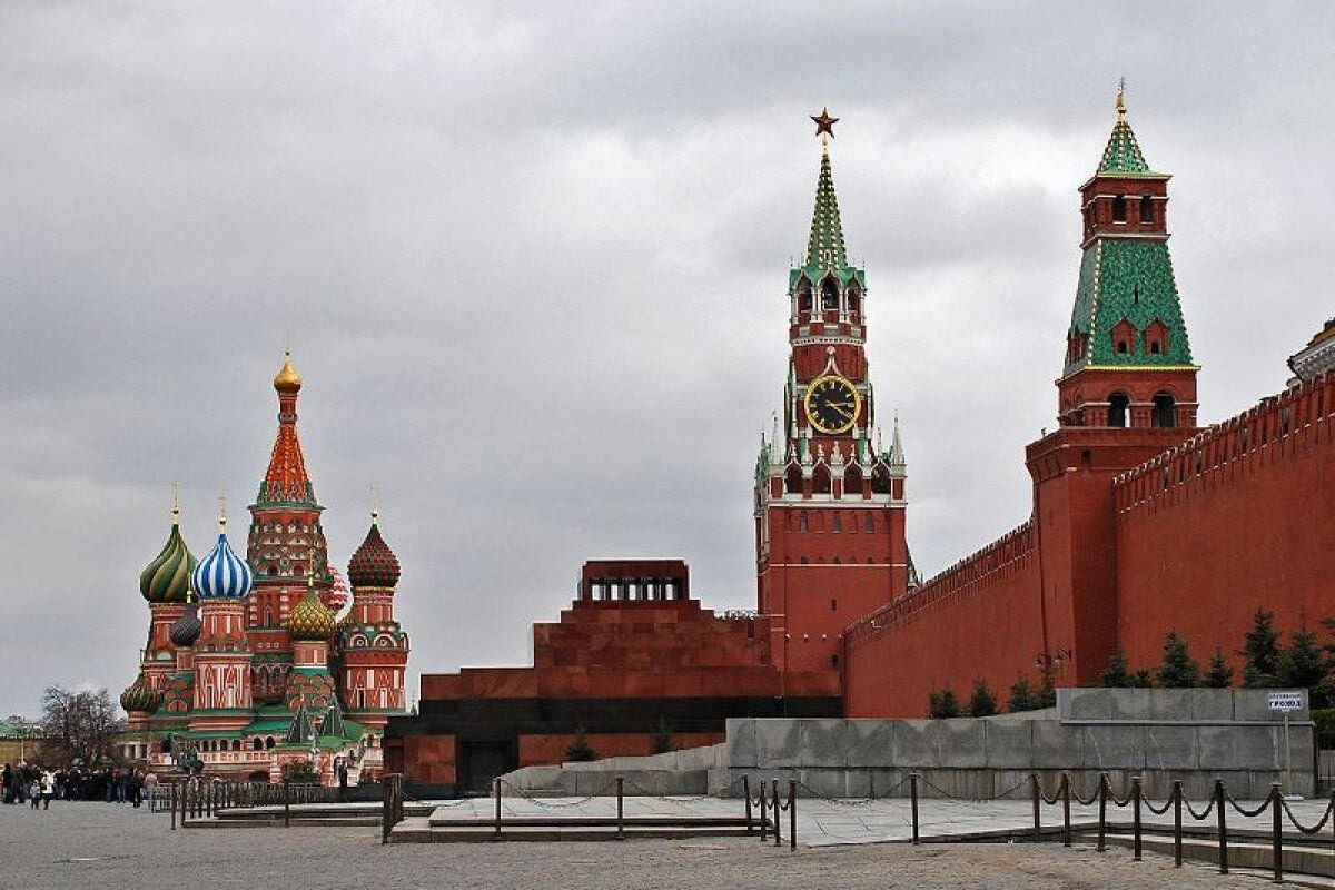 Війна кланів: дипломат розкрив сценарій бунту оточення Путіна