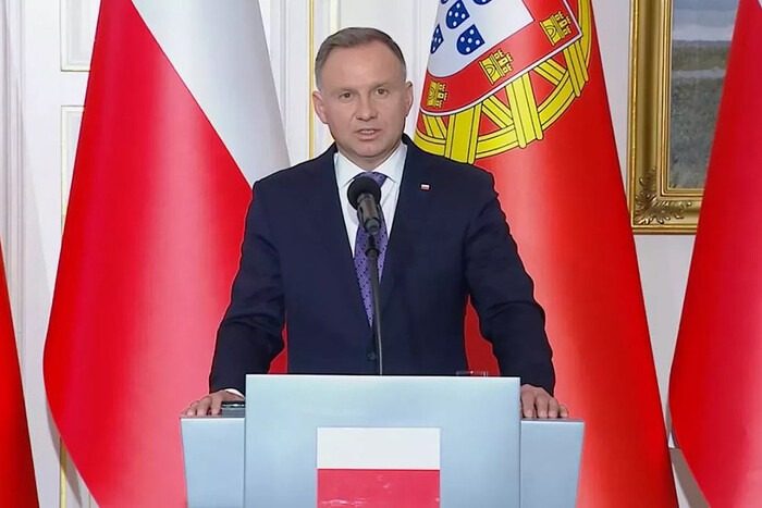 Блокада поляками украинской границы: Дуда назвал виновного