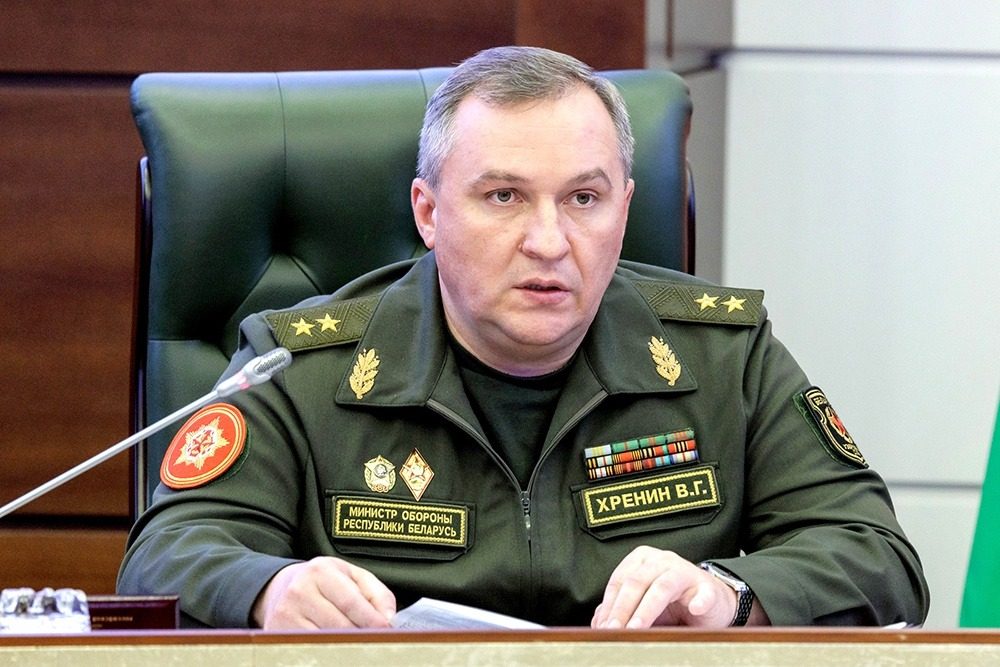 Білорусь погрожує збивати авіацію НАТО: “Церемонитися не будемо”