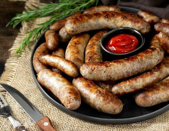 Дети от них в восторге: куриные колбаски заменят колбасу