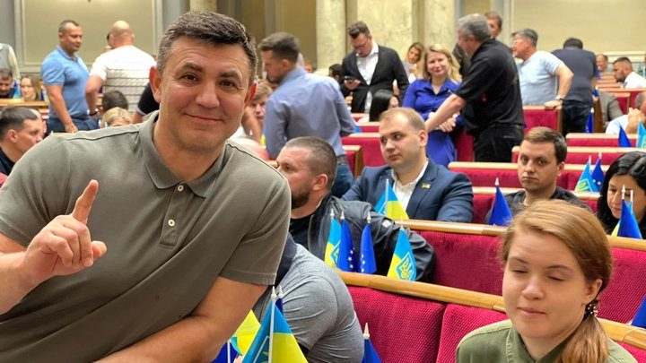 Депутат Тищенко нацькував на журналіста Ткача поліцію: відео