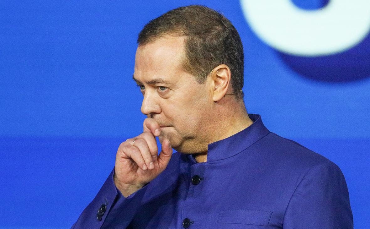 Медведев ответил Зеленскому: его дикое заявление