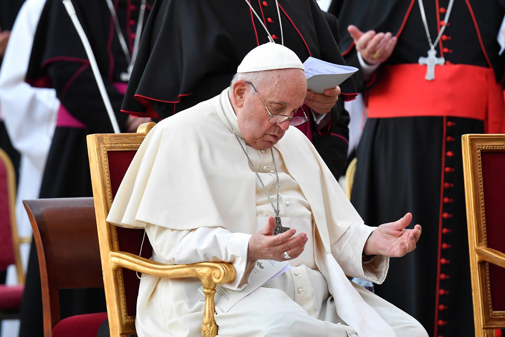 Заявление Папы Римского о “белом флаге” вызвало скандал ➤ Prozoro.net.ua