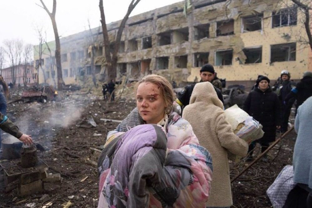 Породілля з Маріуполя цинічно відповіла на оскароносний фільм